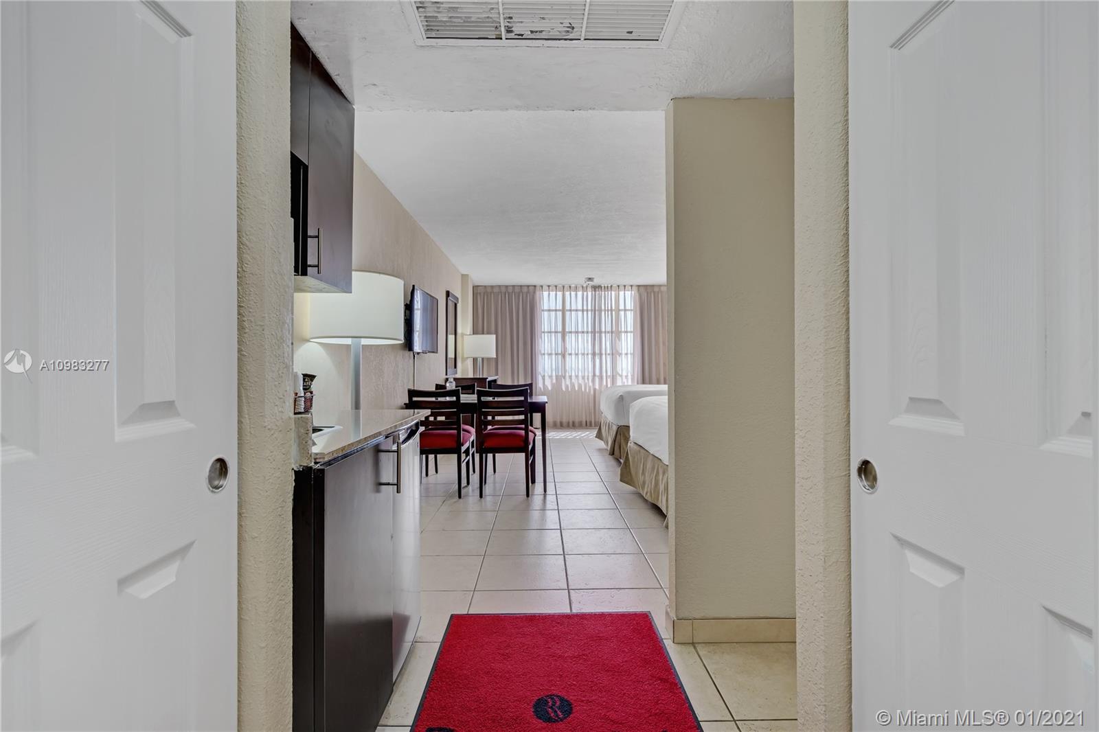 Sunny Isles Beach, FL 33160,19201 Collins Ave #548