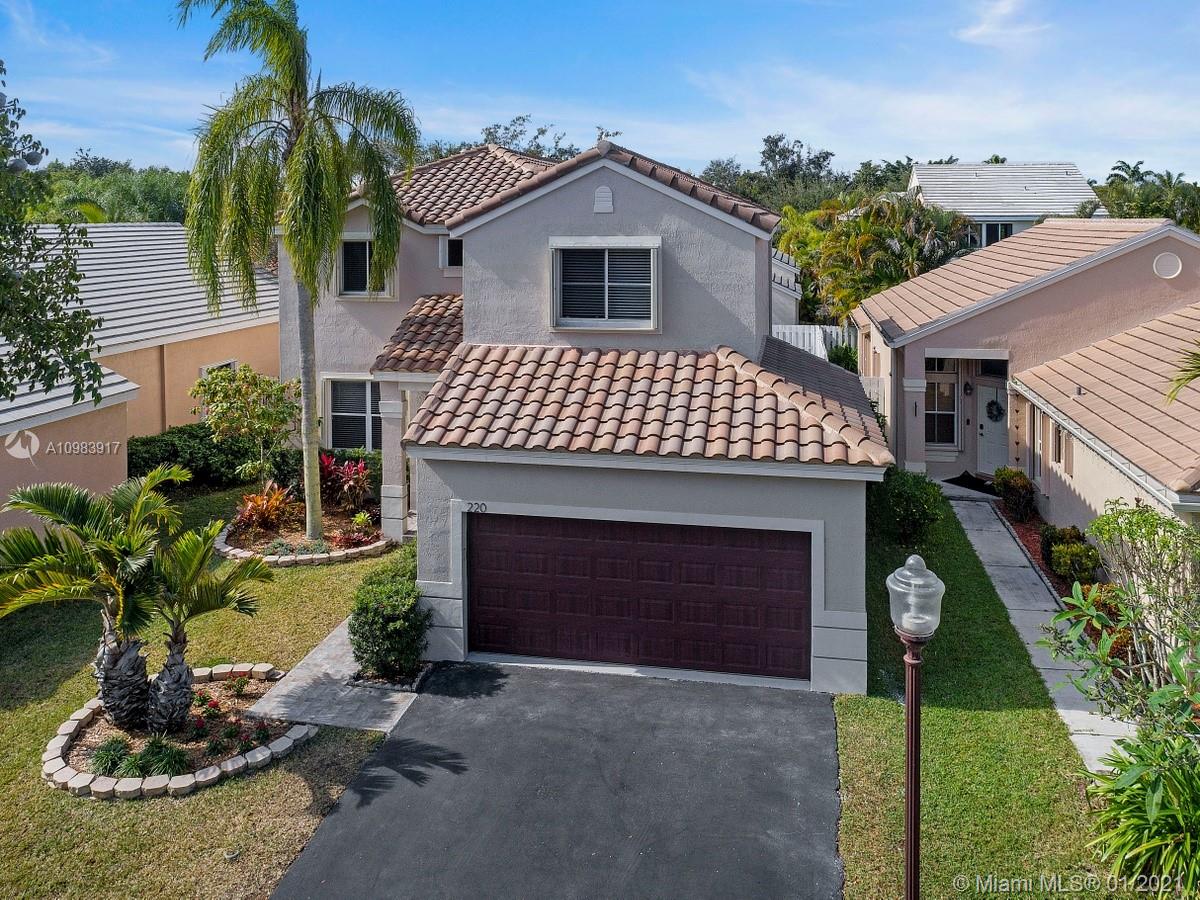 220 E Bayridge Dr, Weston, FL 33326