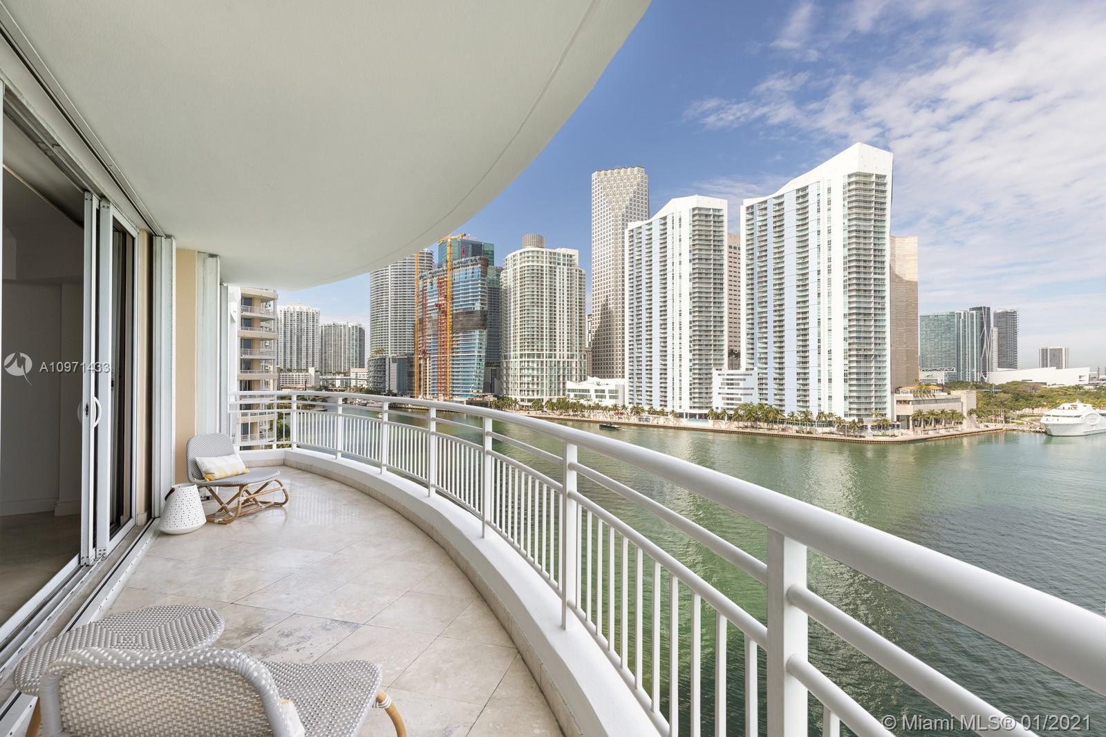 Miami, FL 33131,848 Brickell Key Dr #904