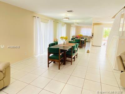 Hialeah, FL 33015,18654 NW 79th Ct