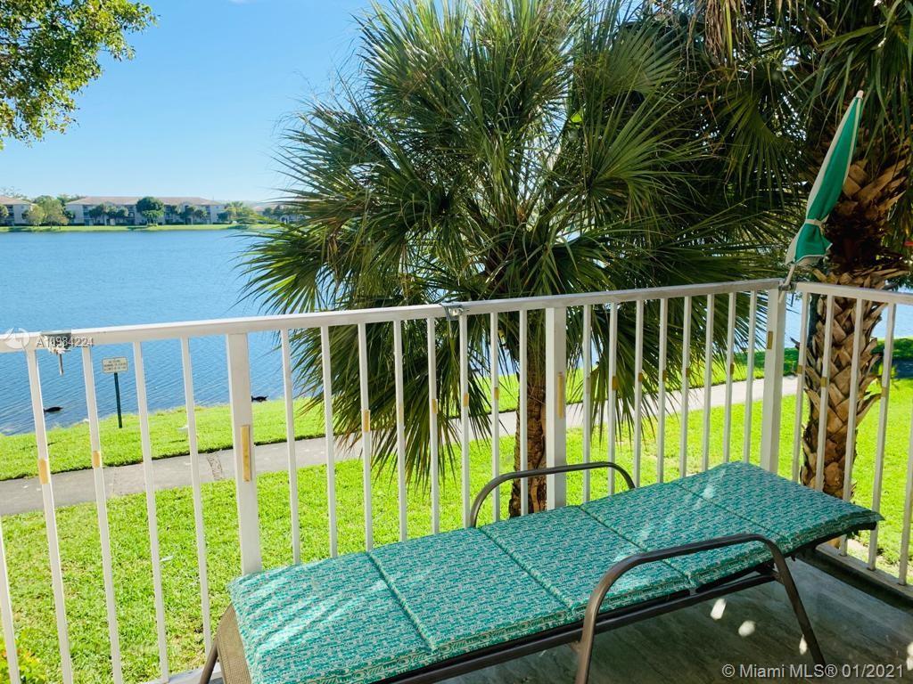 5015 Wiles Rd #206, Coconut Creek, FL 33073