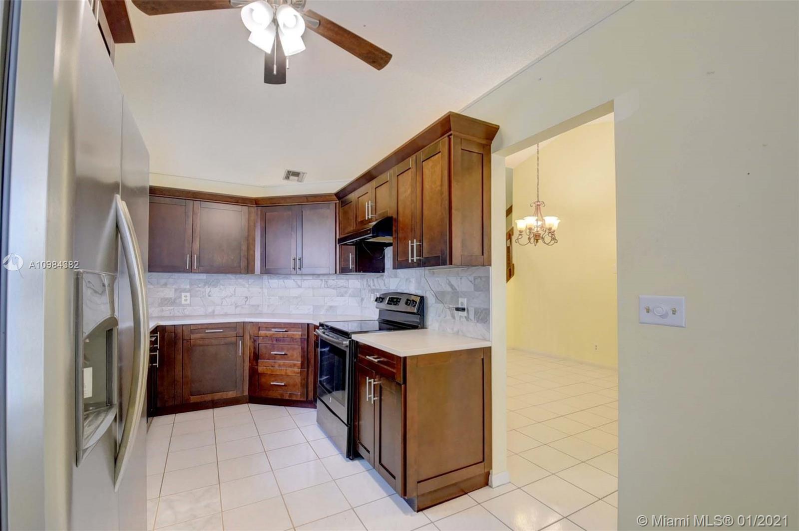 Boynton Beach, FL 33436,105 Azalea Cir