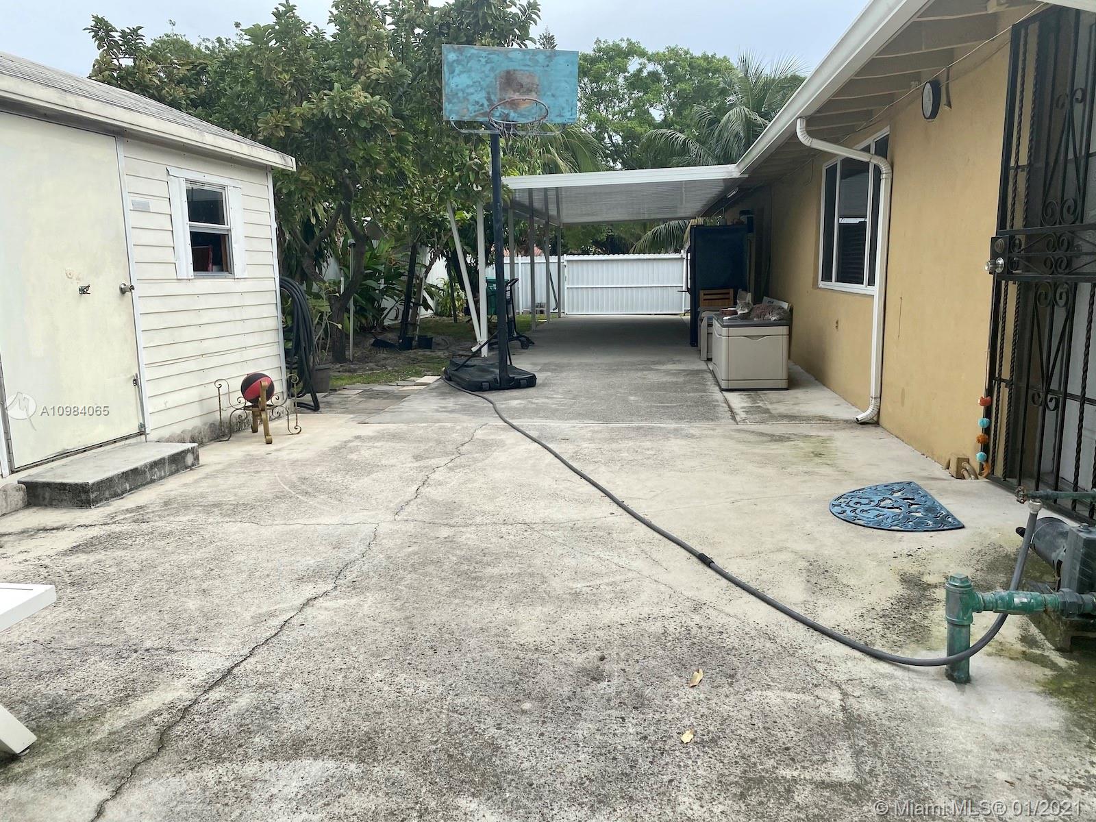 Hialeah, FL 33012,5701 NW 114th St