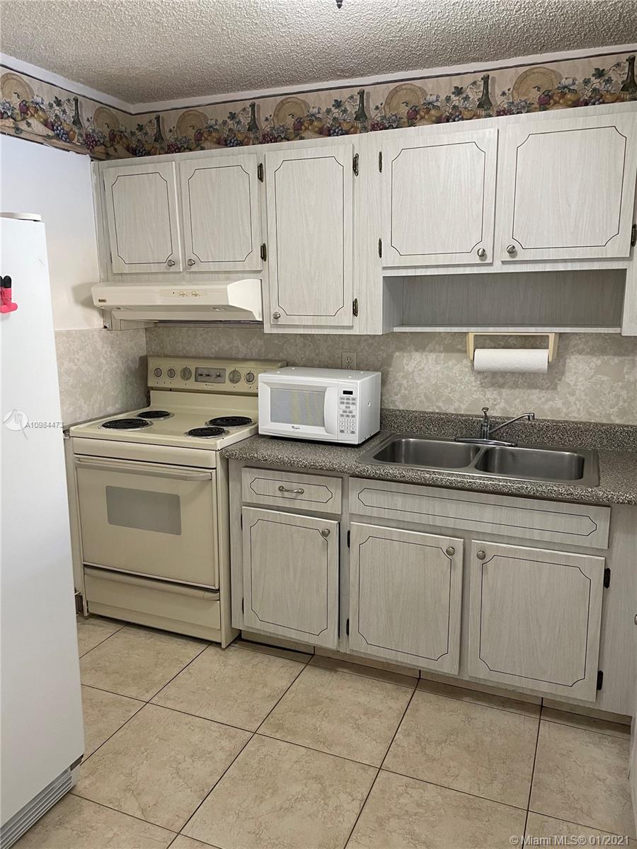 Hialeah, FL 33012,1855 W 60th St #233