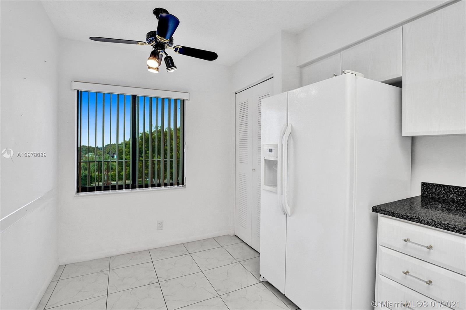 Delray Beach, FL 33446,6655 Kensington Ln #402