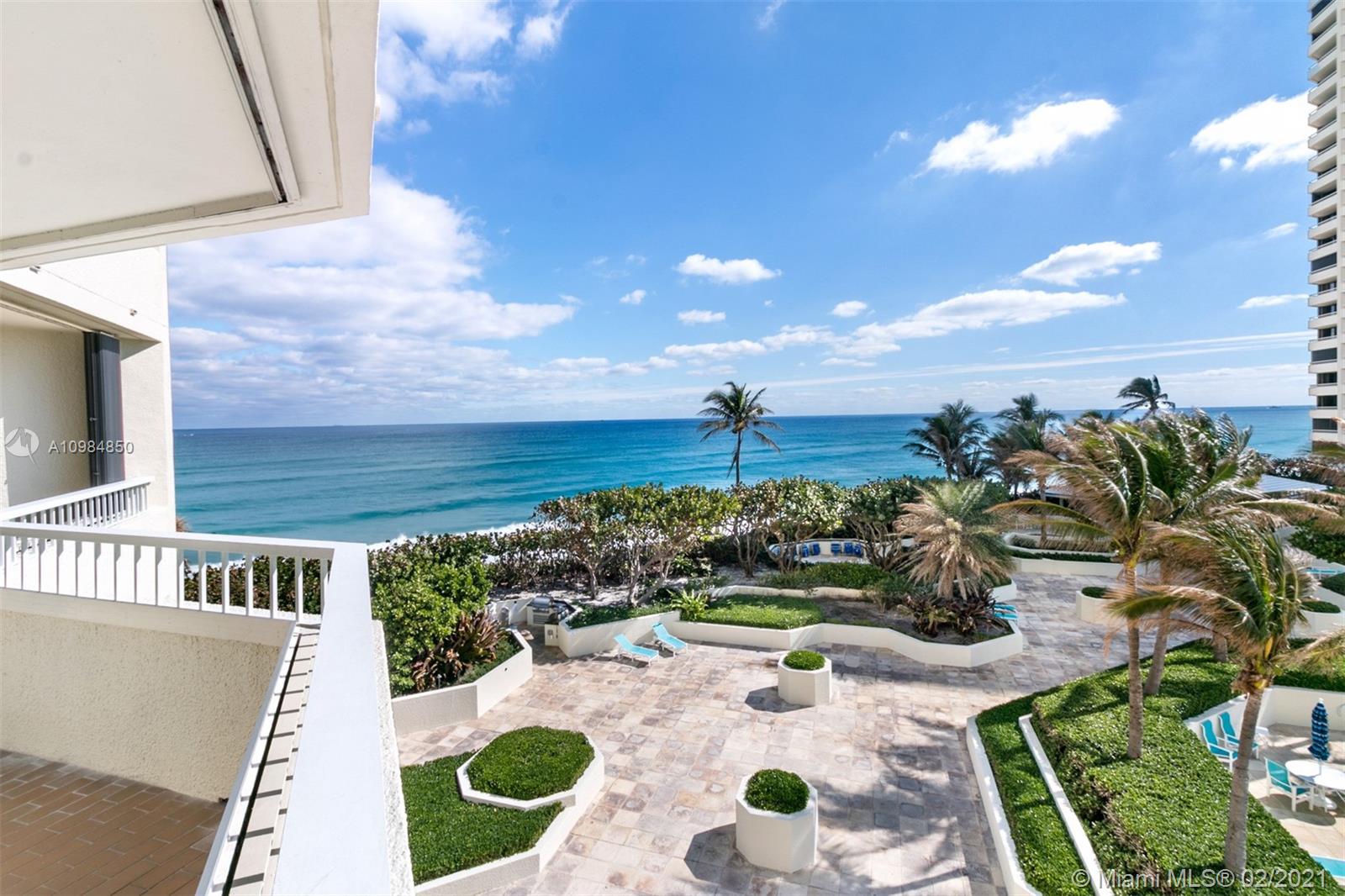 Singer Island, FL 33404,5080 N Ocean Drive #3D