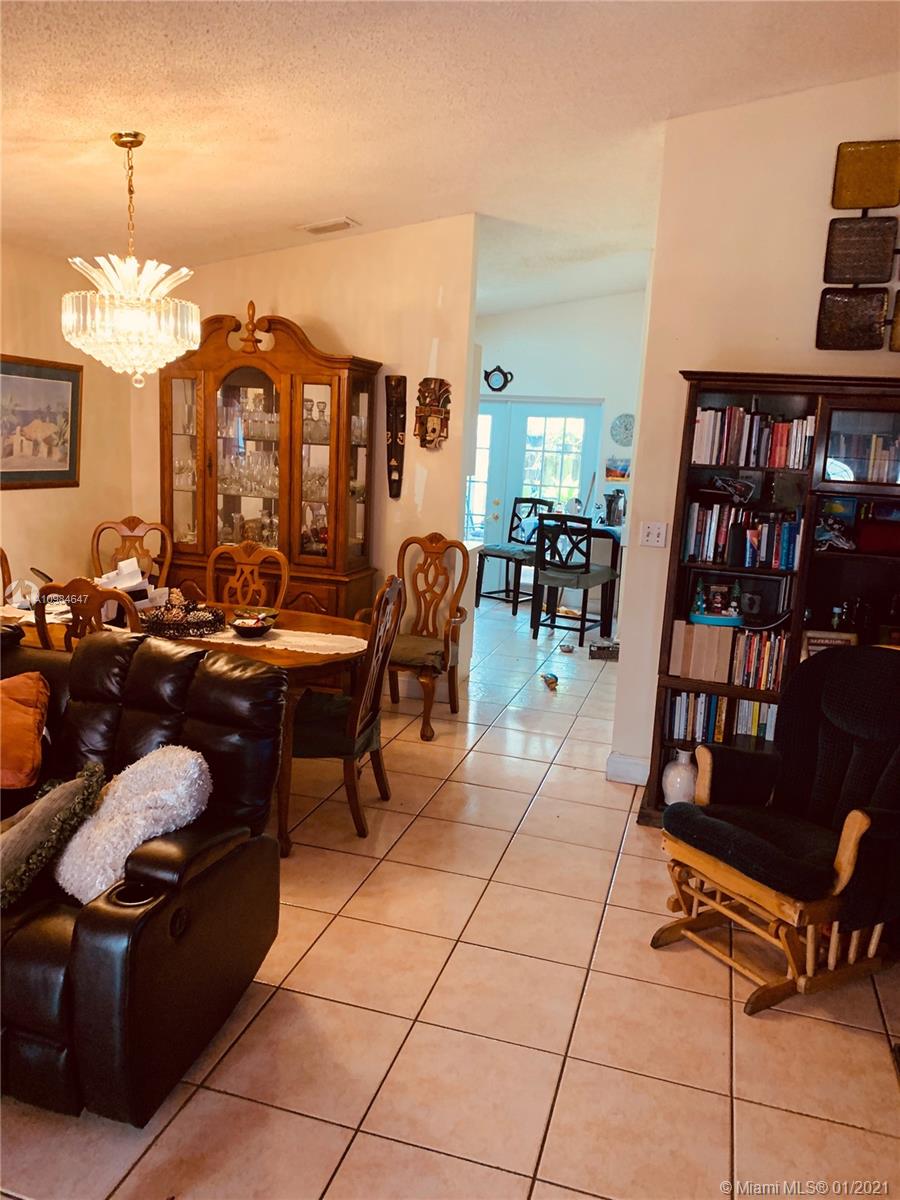 Hialeah, FL 33018,7001 W 35th Ave #175