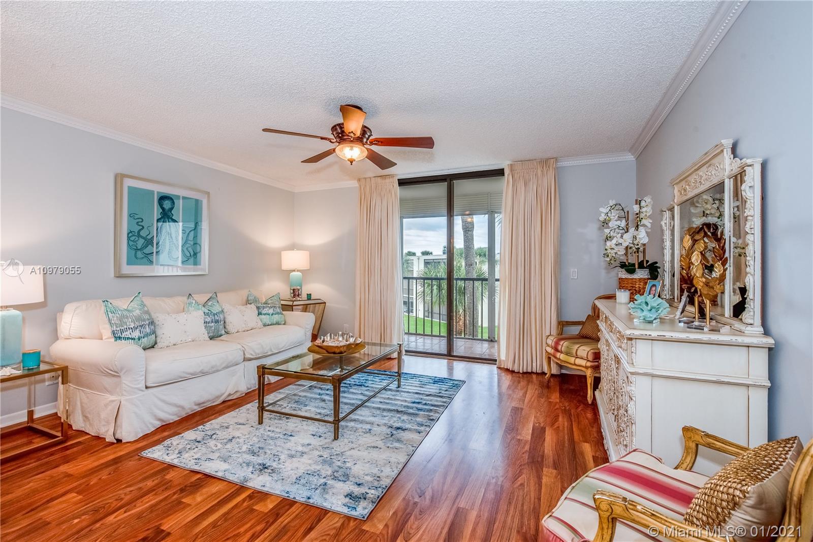 Delray Beach, FL 33484,5370 Las Verdes Cir #303