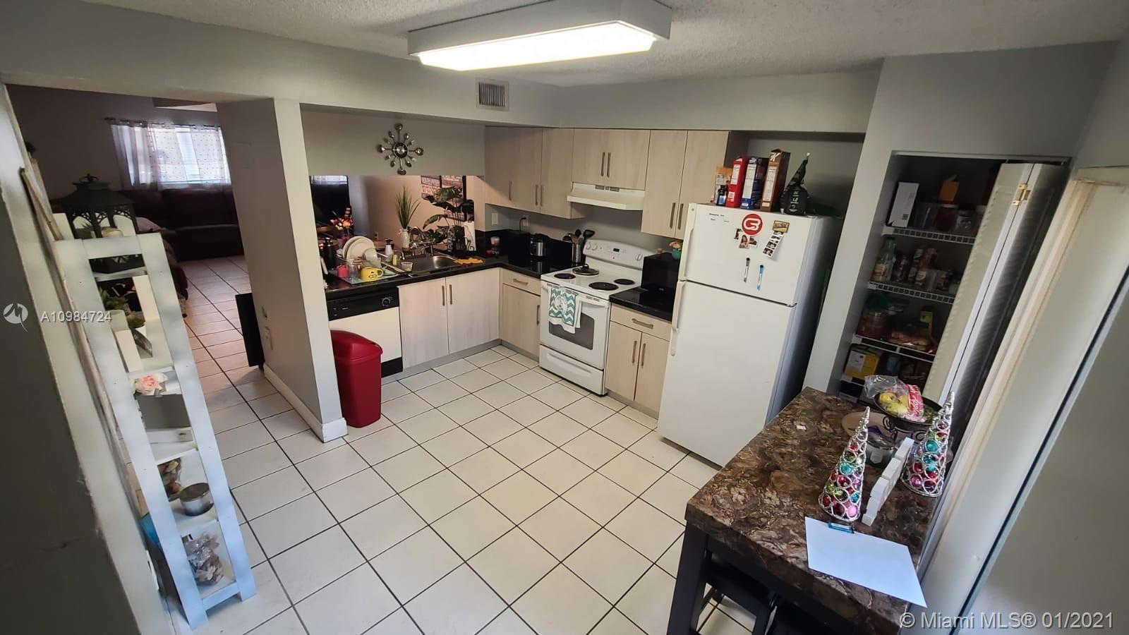 Miami, FL 33193,14910 SW 82nd Terrace #15-209