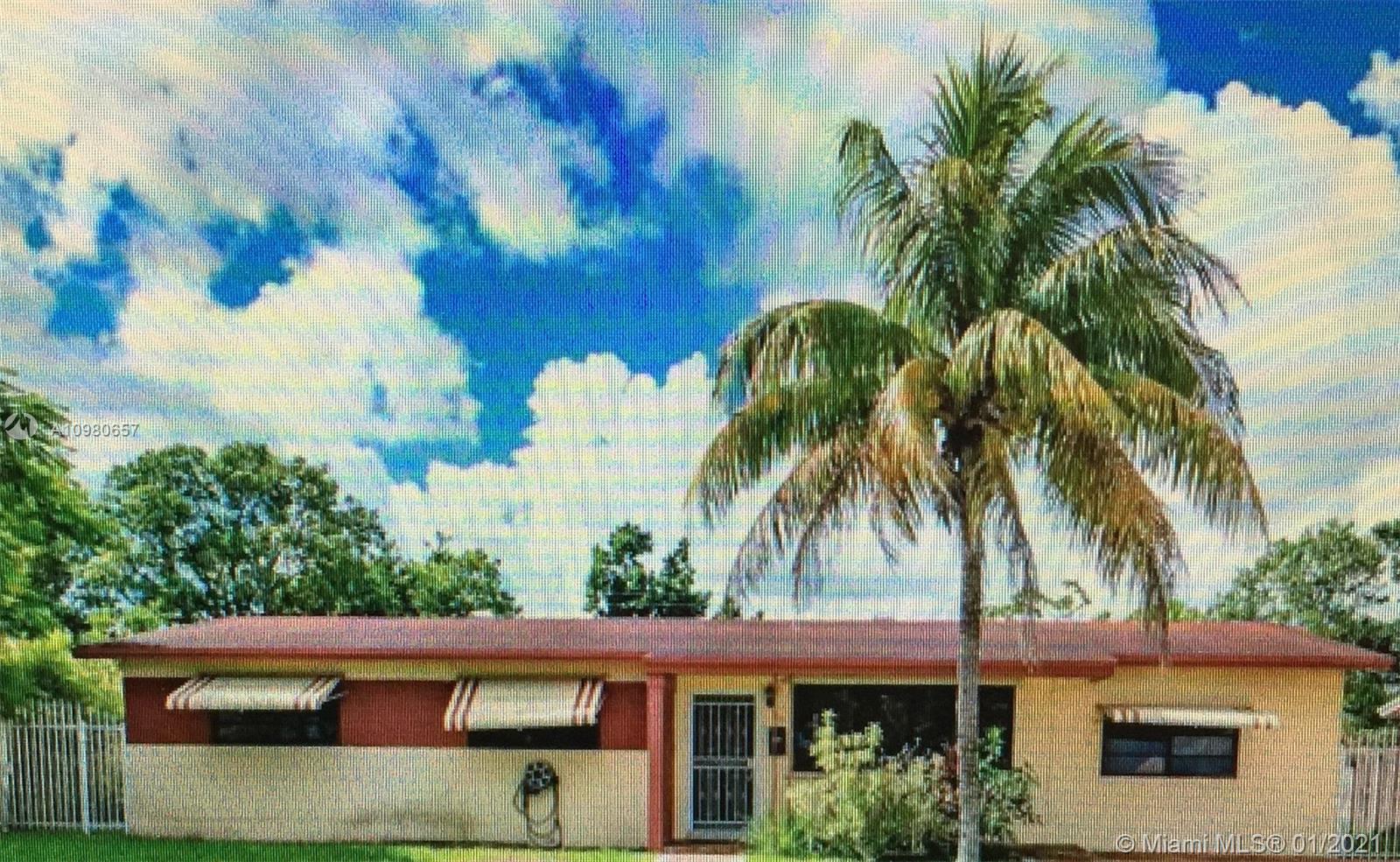 300 NW 195th Ter, Miami Gardens, FL 33169