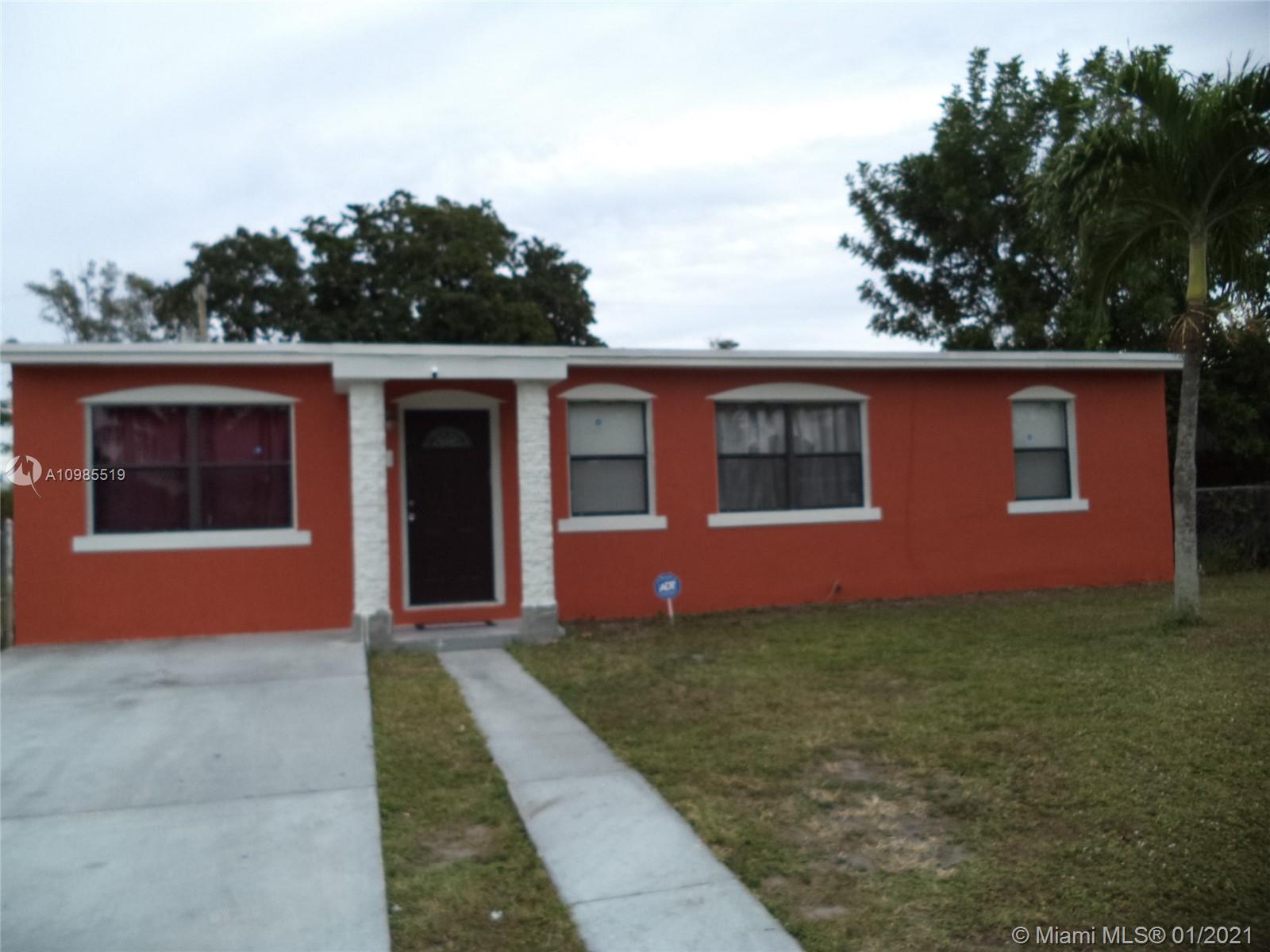 3741 SW 46th Ave, West Park, FL 33023