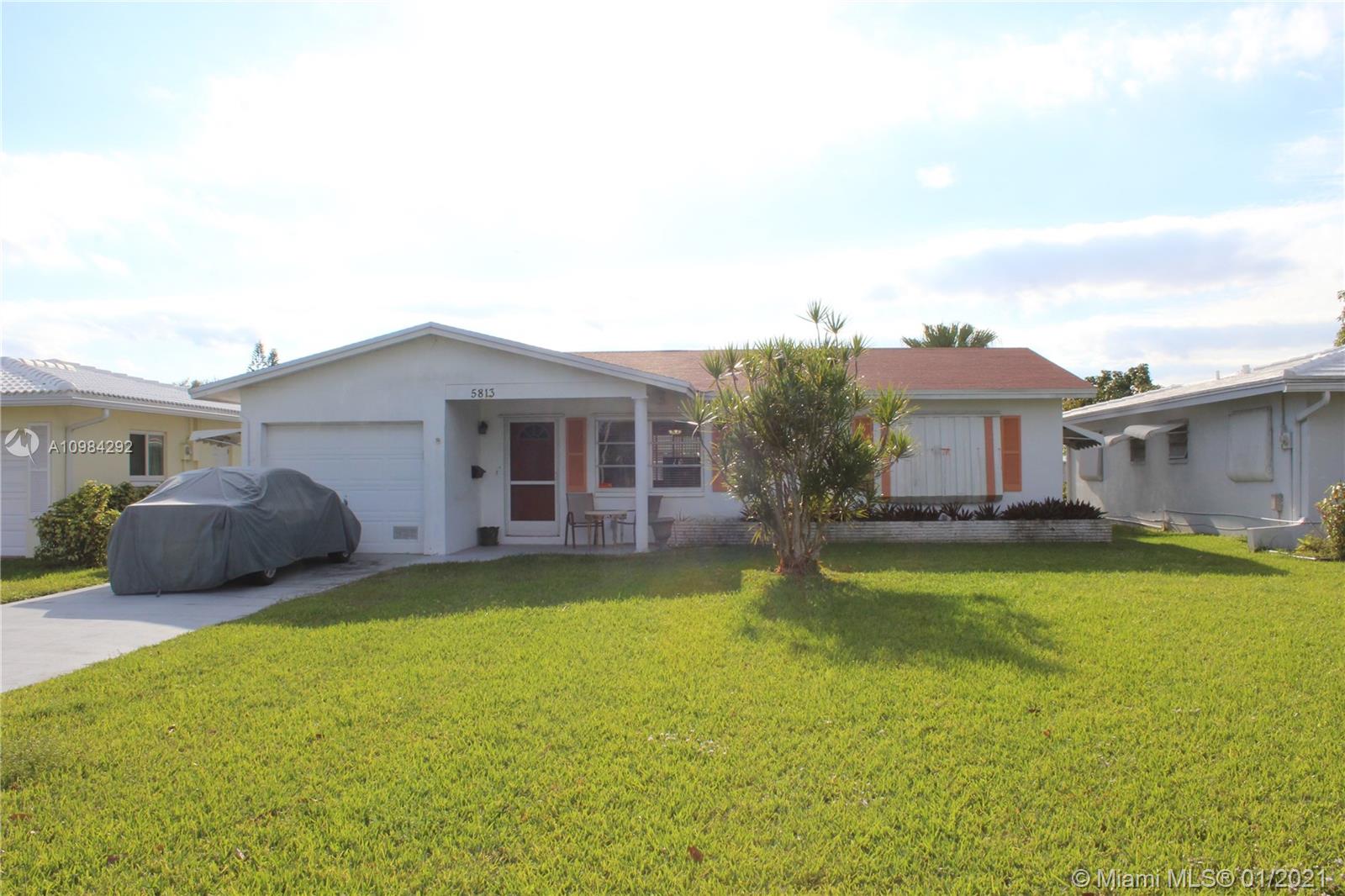 5813 NW 70th Ave, Tamarac, FL 33321