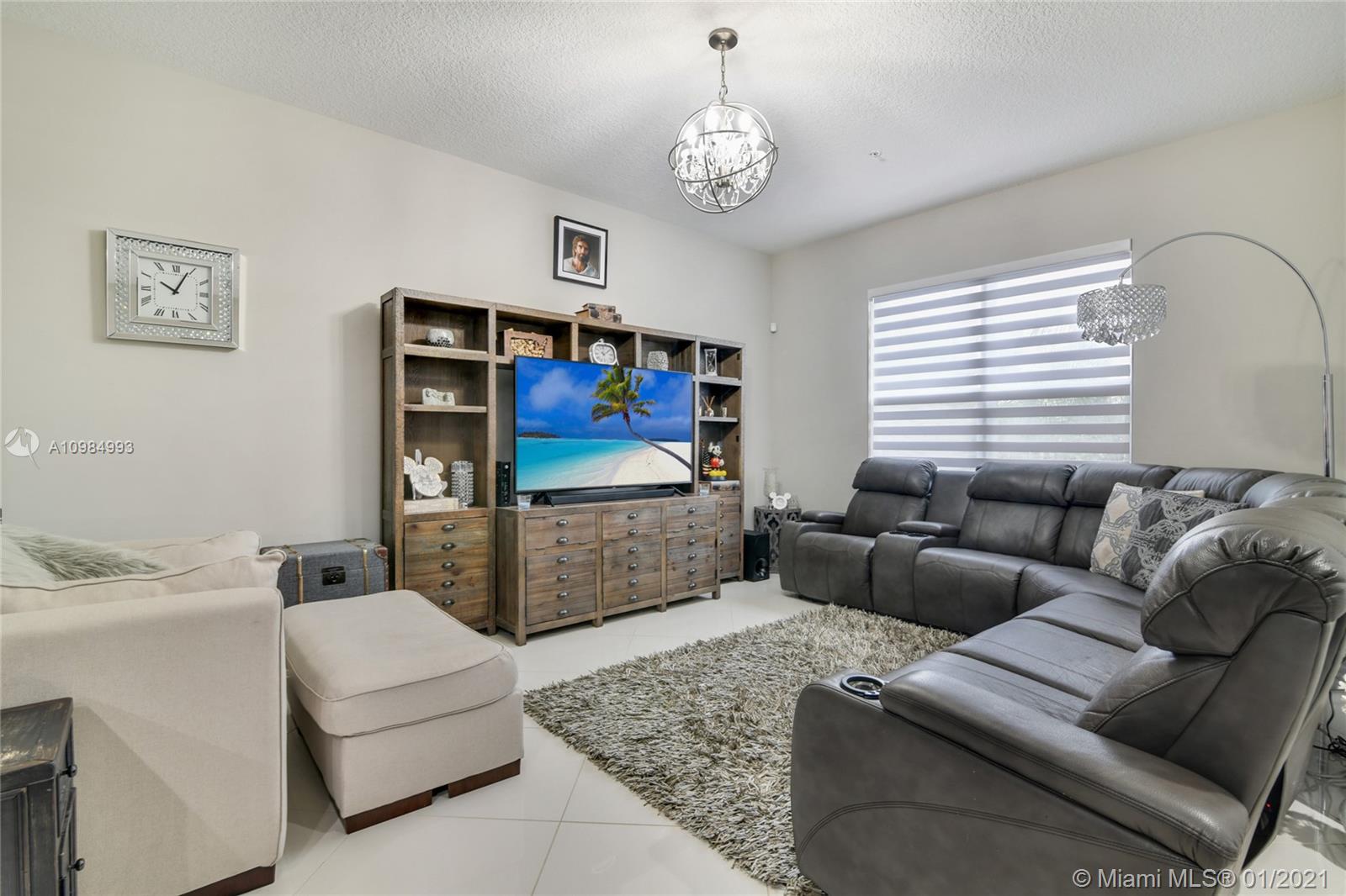 Pembroke Pines, FL 33028,1795 NW 124th Way