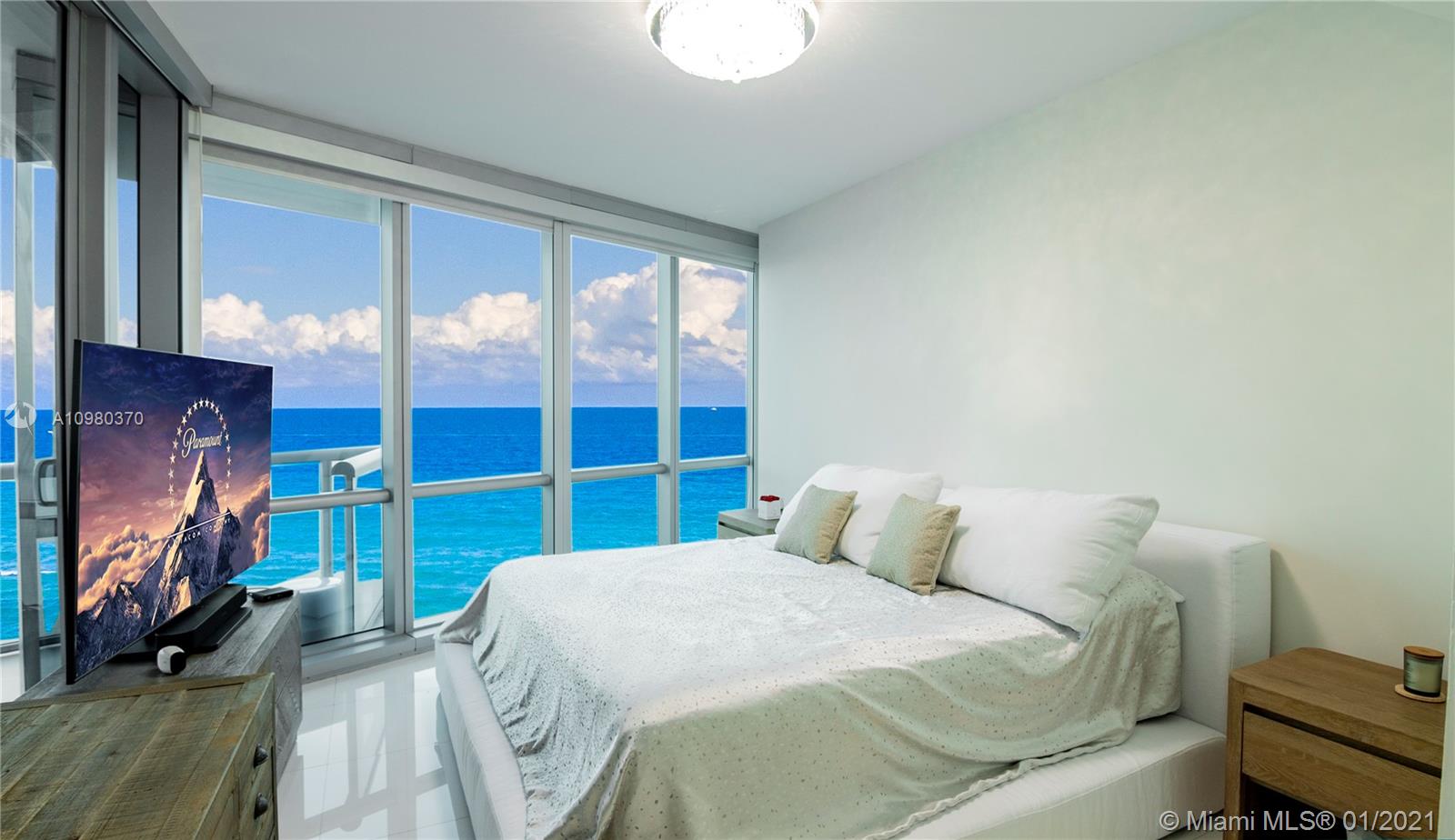 Sunny Isles Beach, FL 33160,17121 Collins Ave #4204