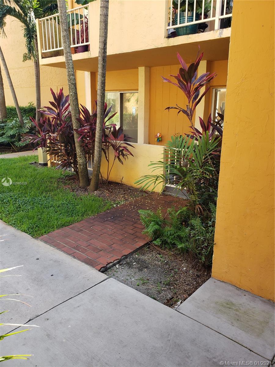 18101 NW 68th Ave E-106 #E-106, Hialeah, FL 33015