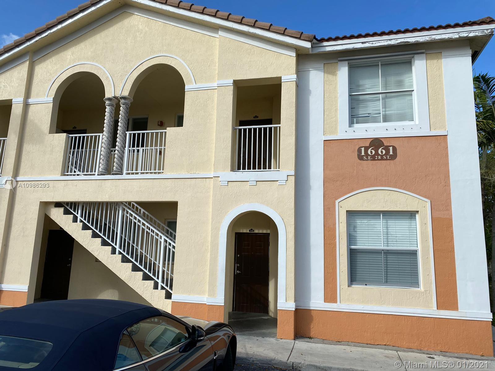 1661 SE 28th St #208, Homestead, FL 33035