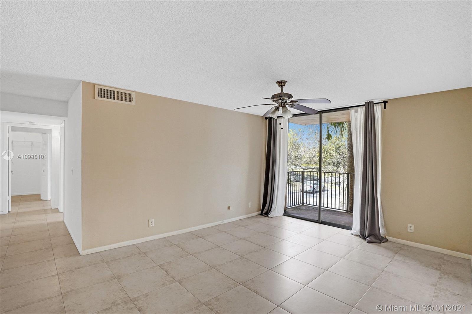 Plantation, FL 33324,10749 Cleary Blvd #209