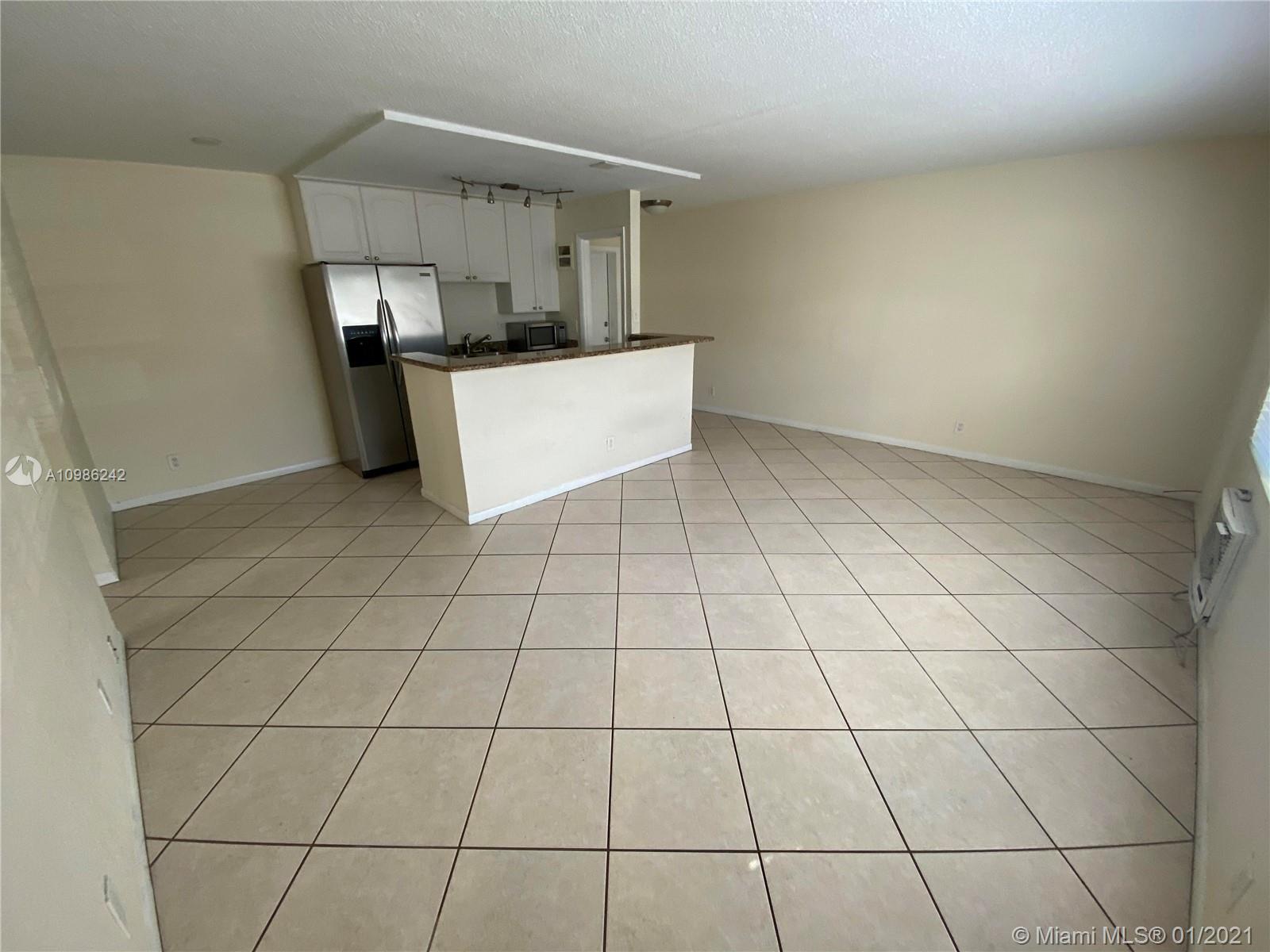 Lake Worth, FL 33460,616 Lucerne Ave #5