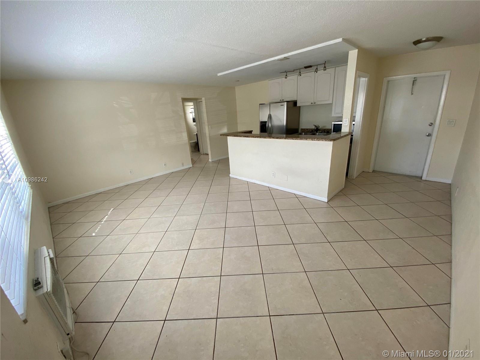 Lake Worth, FL 33460,616 Lucerne Ave #5