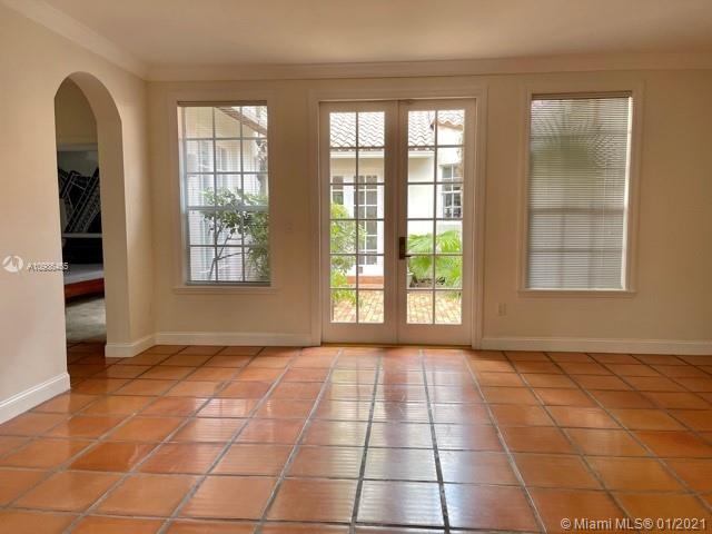 Miami, FL 33133,3851 Crawford Ave