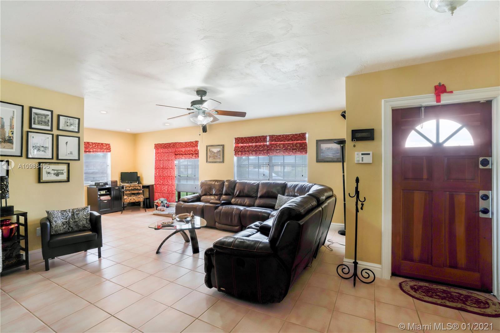 Palmetto Bay, FL 33157,9102 SW 182nd St