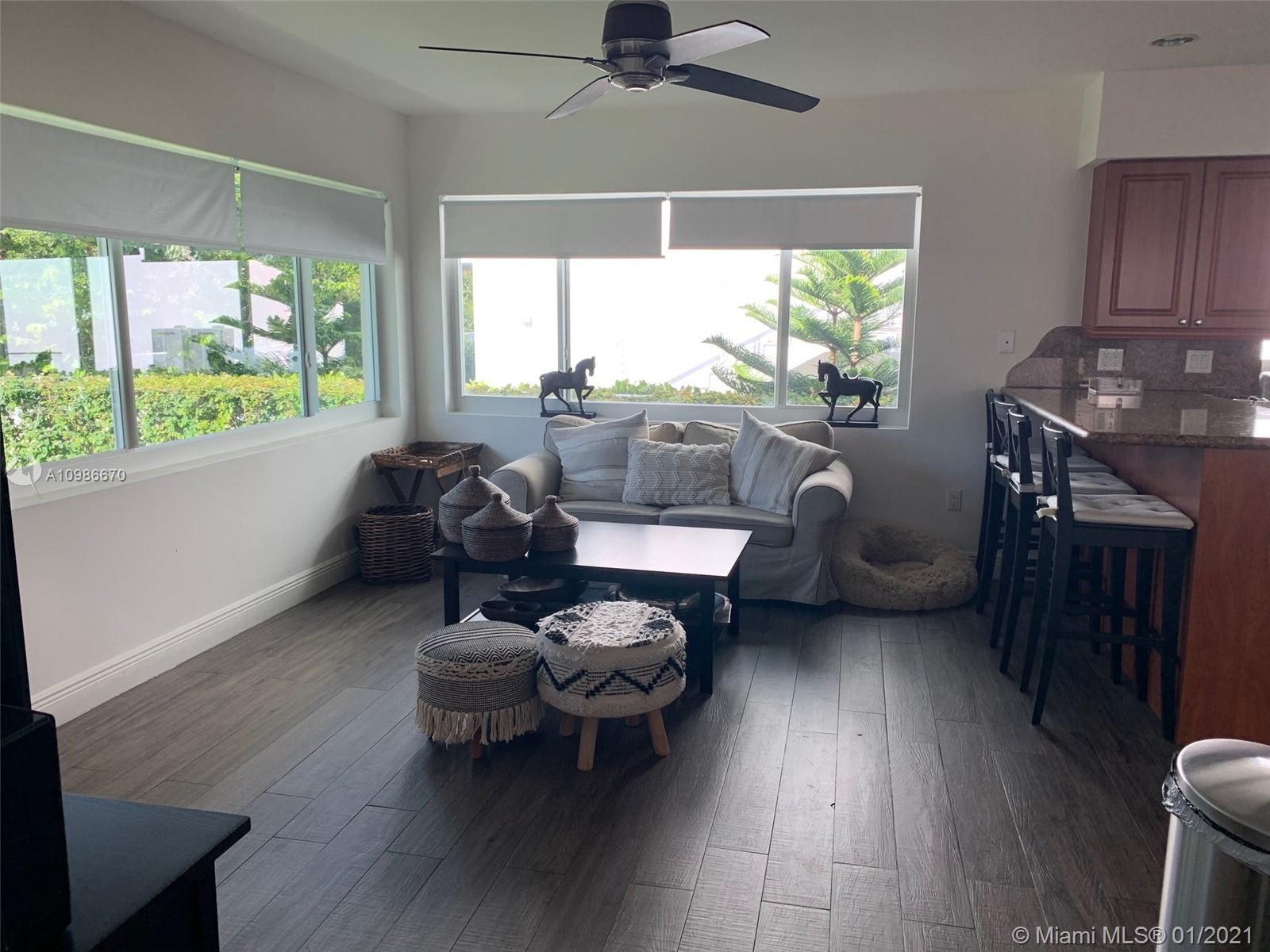 Key Biscayne, FL 33149,412 Ridgewood Rd