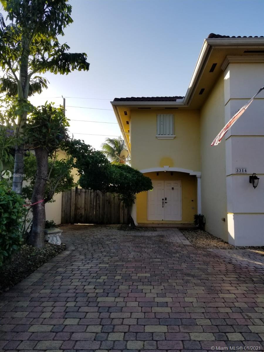 Photo 2 of   in Miami - MLS A10987169