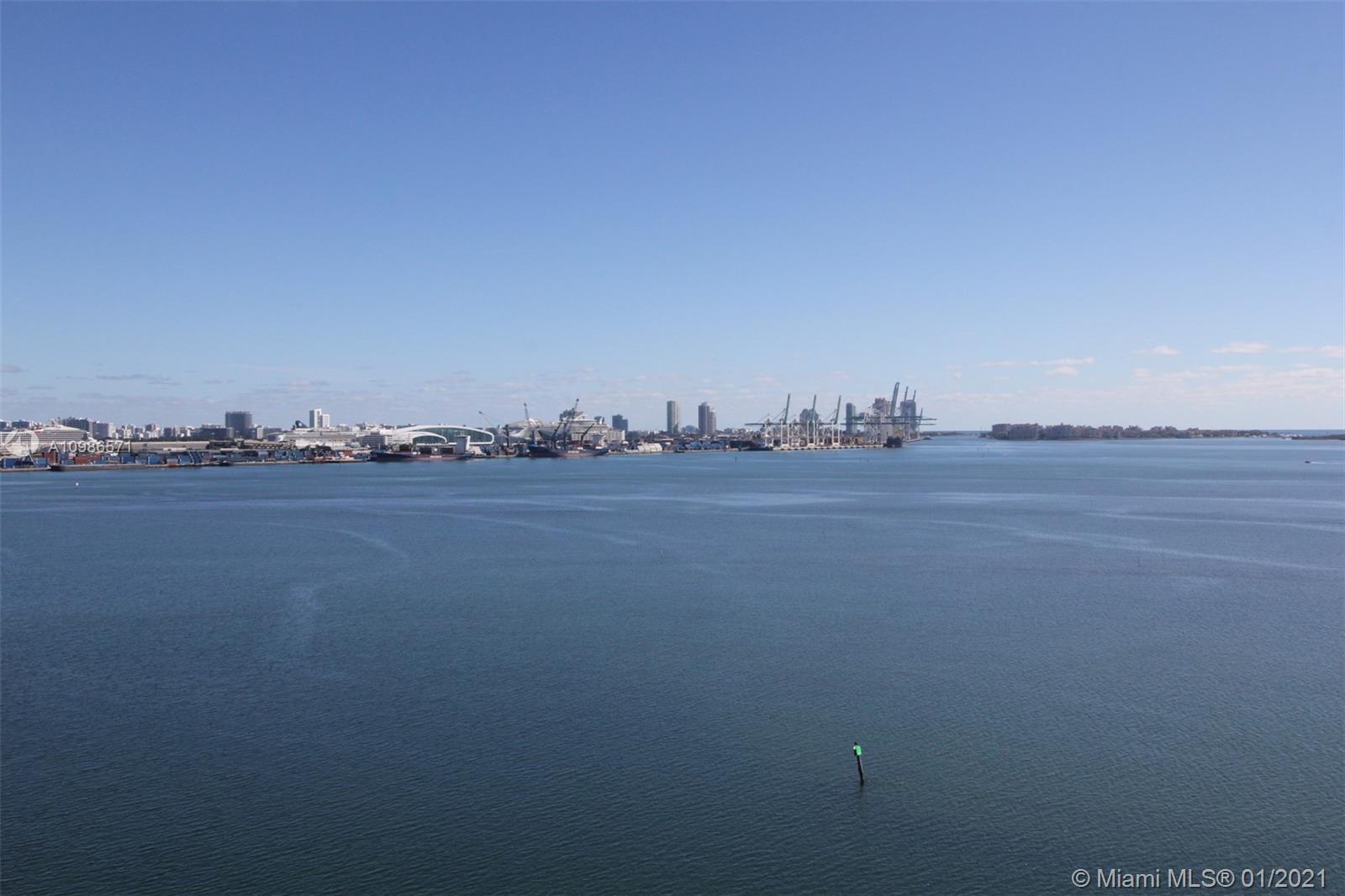 800 E Claughton Island Dr #1202, Miami, FL 33131