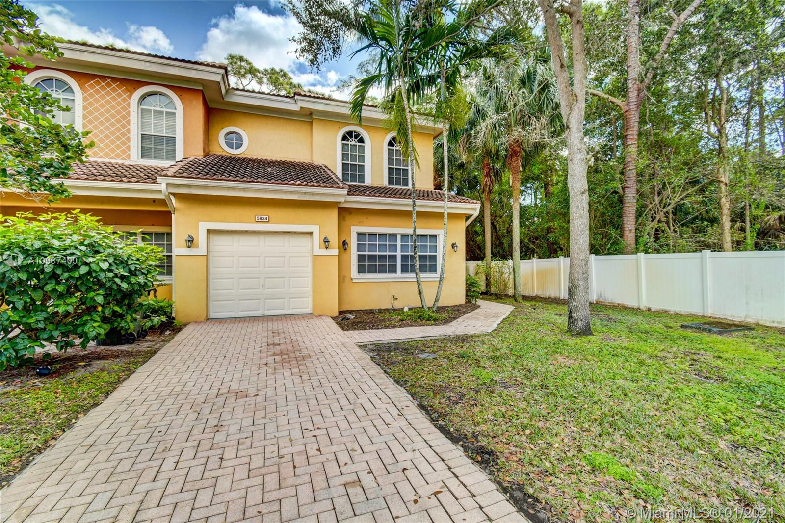 Green Acres, FL 33463,5834 Erik Way #5834