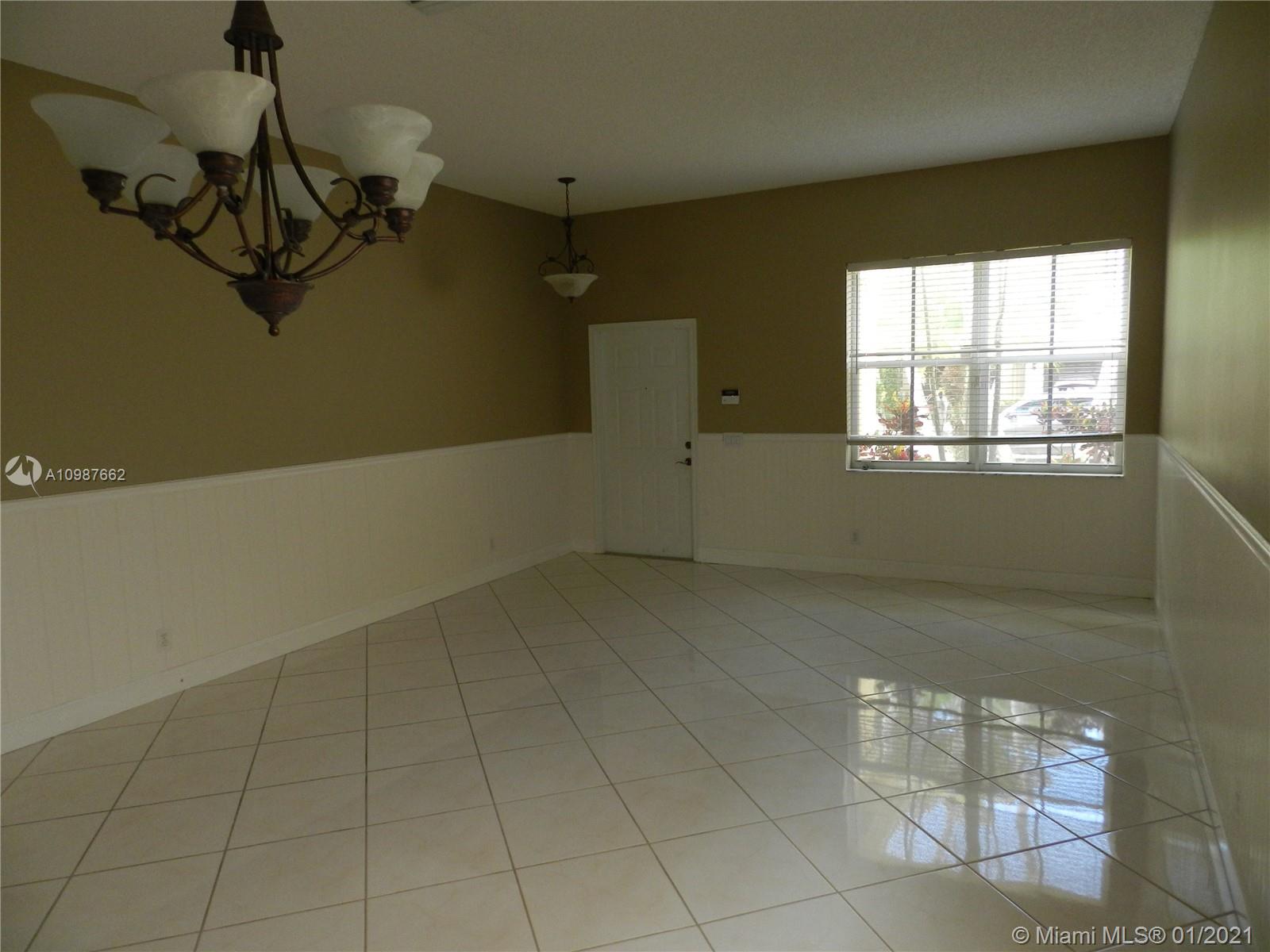 Weston, FL 33327,1234 Chenille Cir