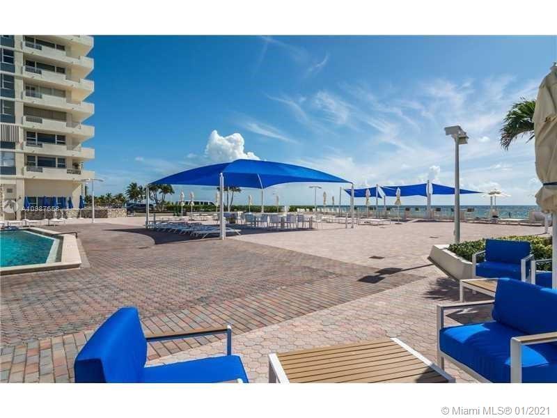 Hallandale Beach, FL 33009,3180 S Ocean Dr #220