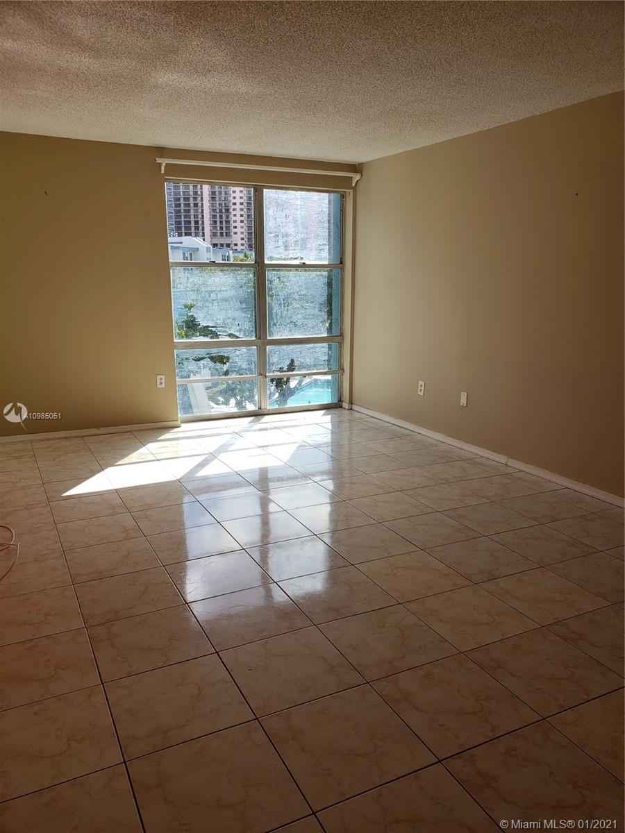 Sunny Isles Beach, FL 33160,200 177th Dr #410