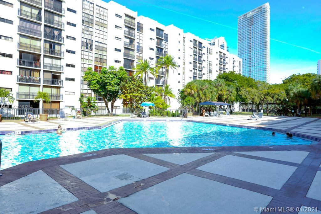 Sunny Isles Beach, FL 33160,17021 N Bay Rd #603