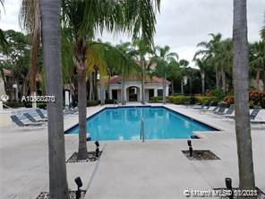 Hollywood, FL 33021,520 S Park Rd #33-12