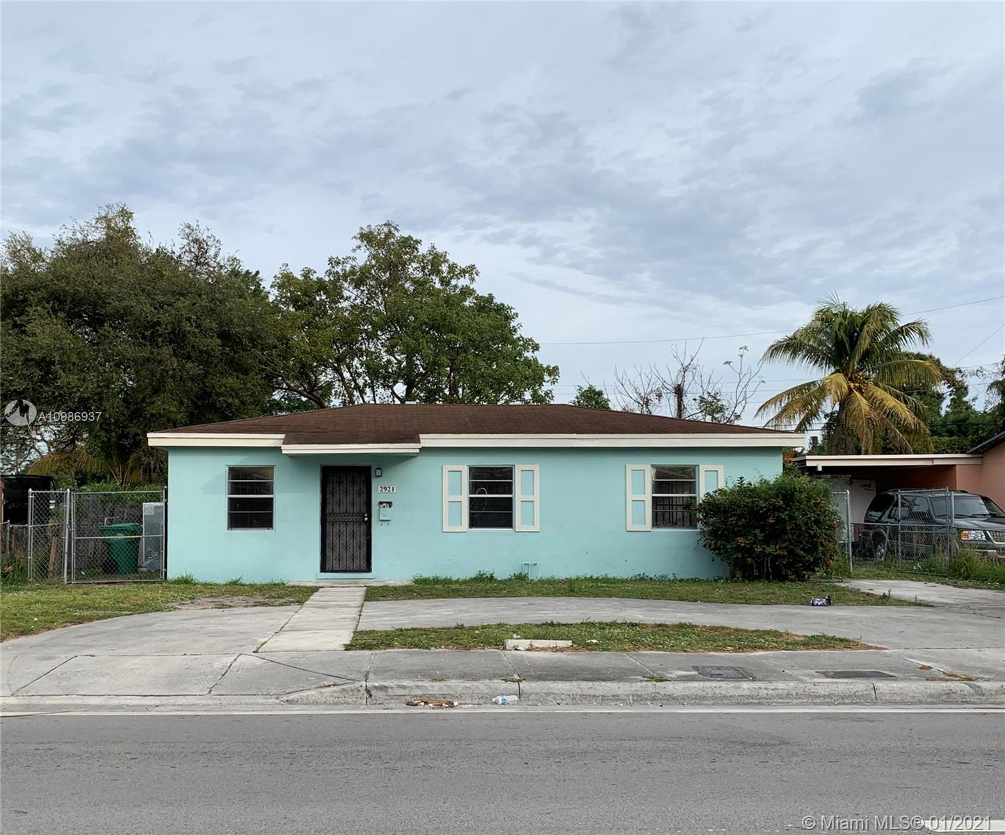 2921 NW 151st St, Miami Gardens, FL 33054