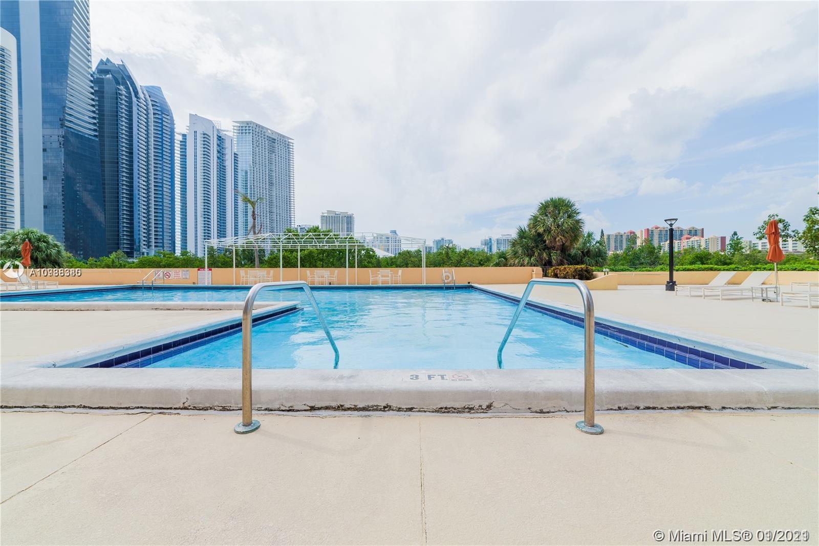 Sunny Isles Beach, FL 33160,210 174th St #1714