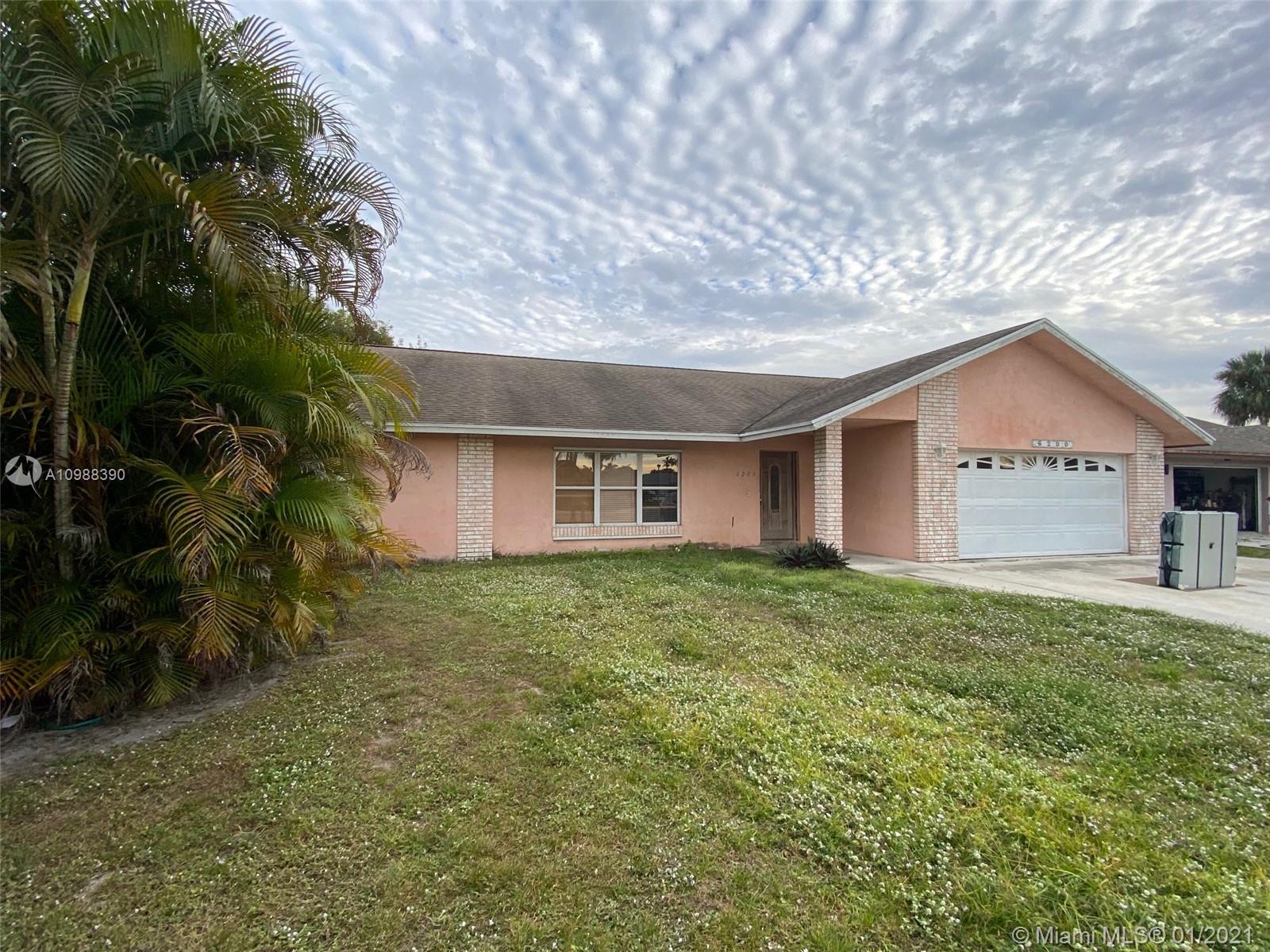 6200 Serene Run, Lake Worth, FL 33467
