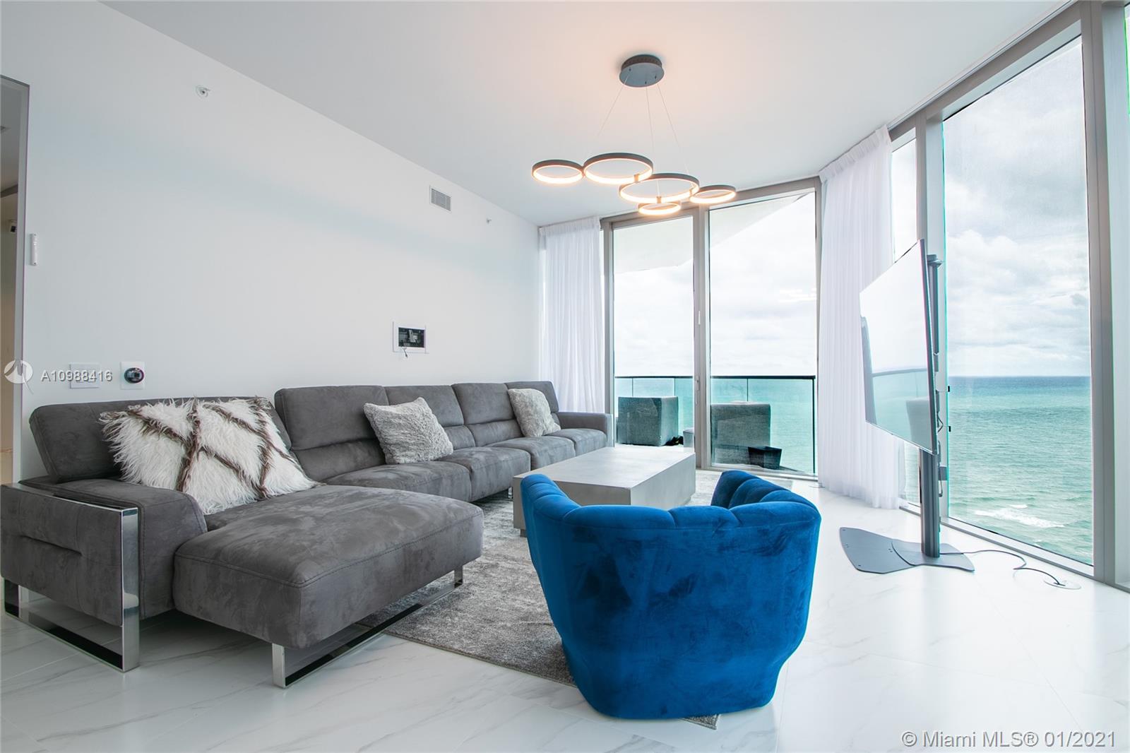 Sunny Isles Beach, FL 33160,18975 Collins Ave #2404