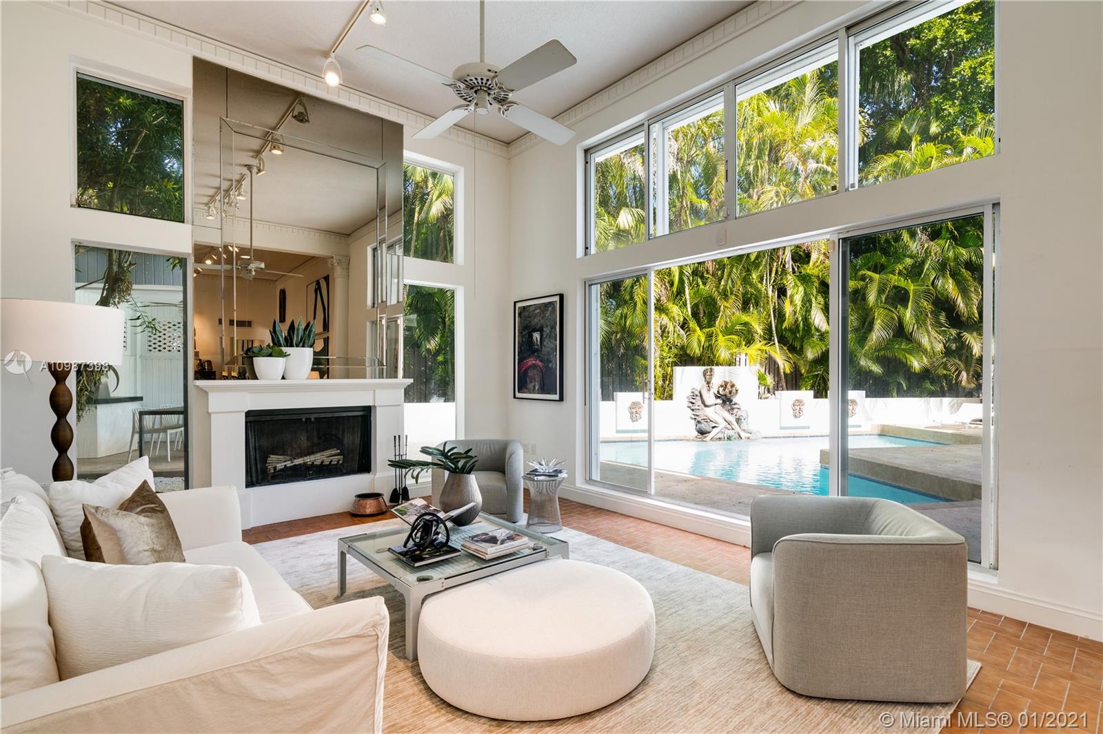 Coconut Grove, FL 33133,3799 Solana Rd
