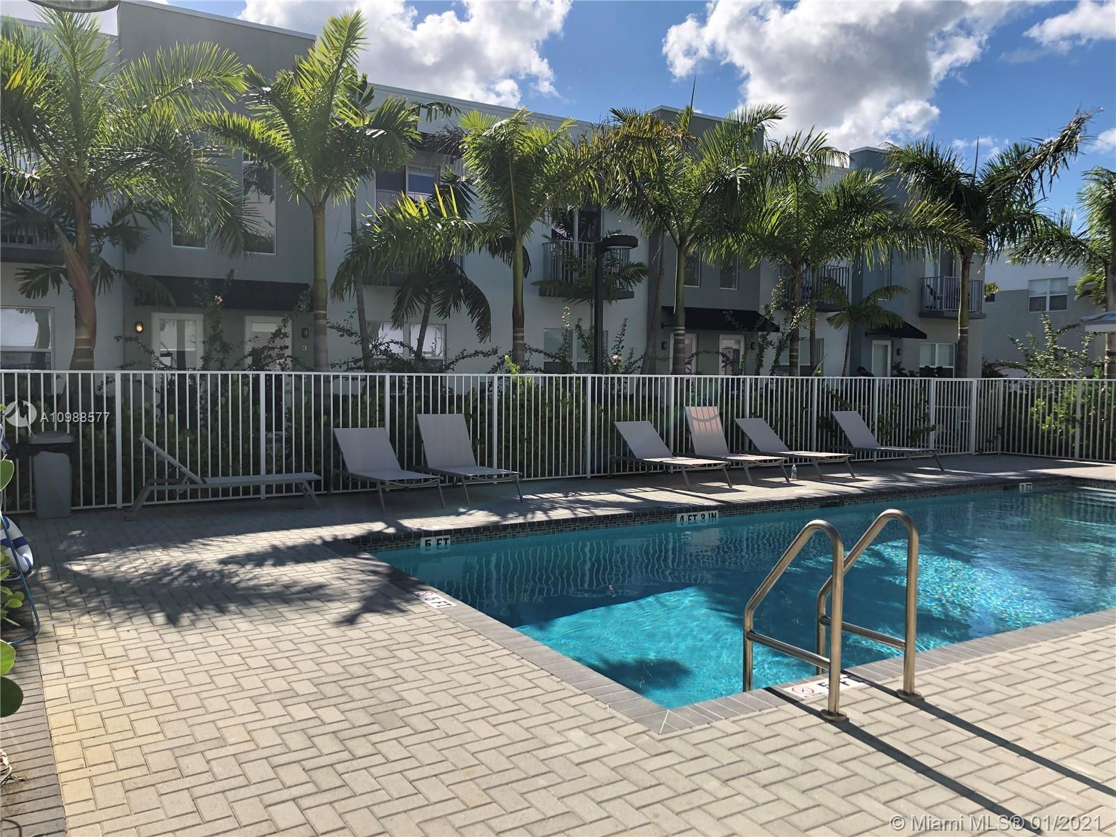 Oakland Park, FL 33334,460 NE 35th Ct #1