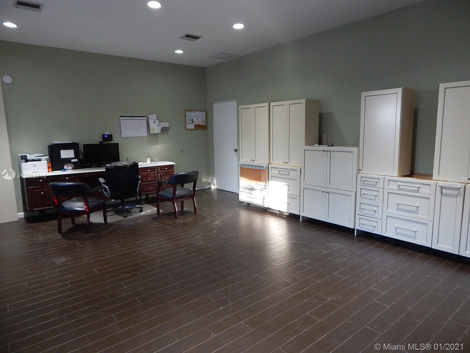 Miami, FL 33186,13130 SW 128th St #3,4