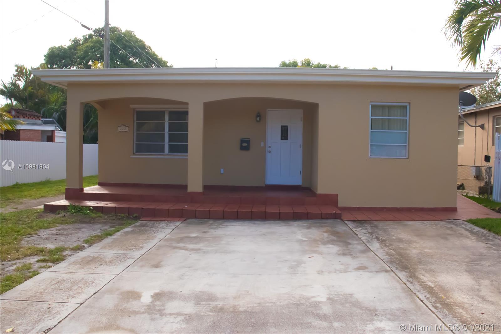 222 W 15th St, Hialeah, FL 33010