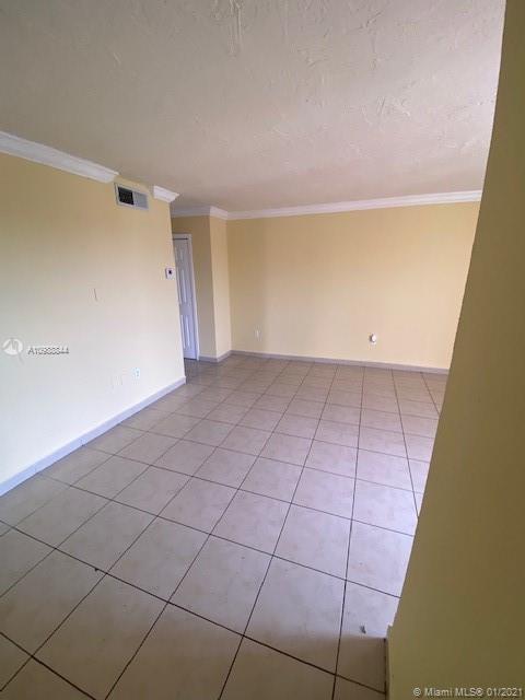 Hialeah, FL 33012,1655 W 44th Pl #541