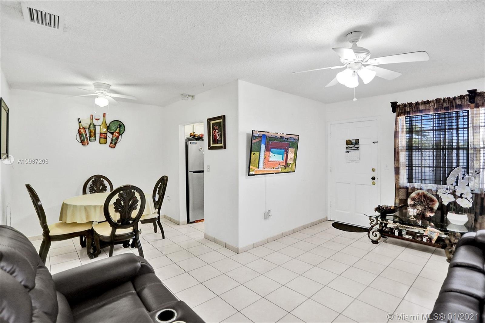 Hialeah, FL 33012,1154 W 35th St #213