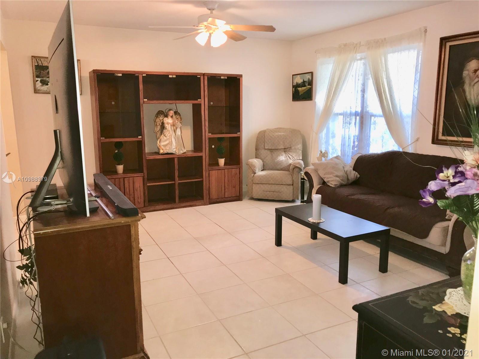 Jupiter, FL 33458,105 Lakeside Cir