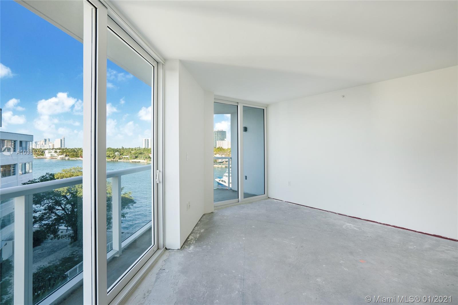 Bay Harbor Islands, FL 33154,9821 E Bay Harbor Dr #601