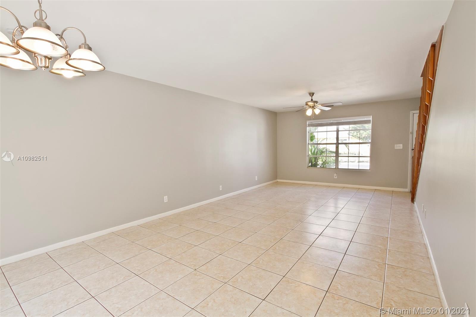 Atlantis, FL 33462,6008 Lace Wood Cir