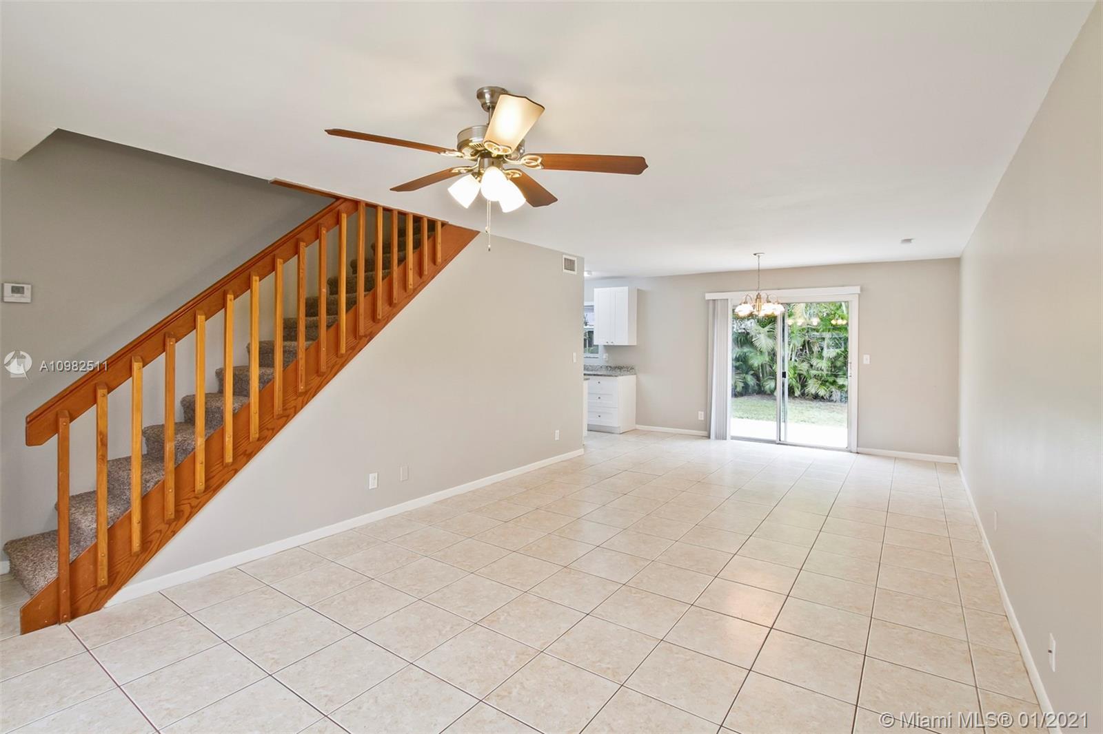 Atlantis, FL 33462,6008 Lace Wood Cir