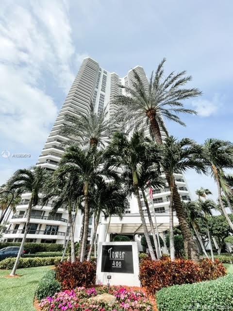 Aventura, FL 33180,3500 Mystic Pointe Dr #3808