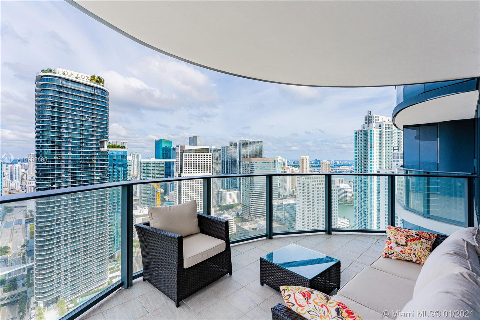 1000 Brickell Plaza #4512, Miami, FL 33131